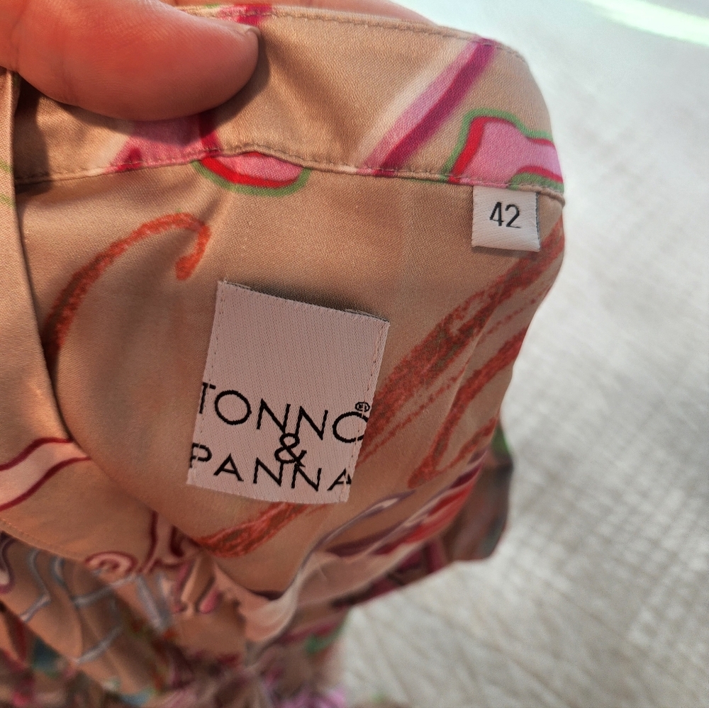 Neutral Multicolor Graphic Collarless Blouse - image 6